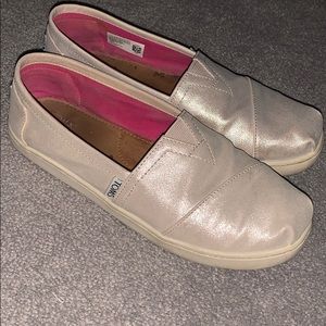 COPY - Toms slip ons